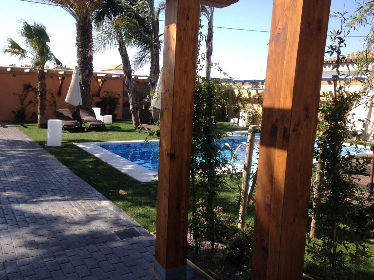 Casa Bungalows Con Jardin Privado Y Piscina Compa Cádiz Exteriér fotografie